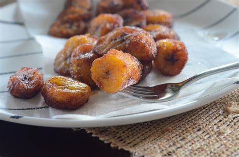 Platanos Maduros Recipe - Fried Plantains - The Gifted Gabber