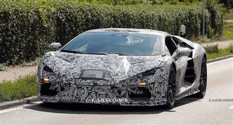 2024 Lamborghini Aventador Successor Prototype Breaks Down, Spy ...