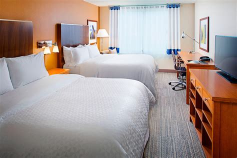 Four Points Philadelphia Airport | Stress-Free Stays & Parking Near PHL Airport - Stay Park Travel