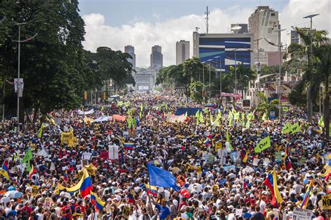 Venezuela Crisis: Learning from a Nation's Complete Economic Collapse ...