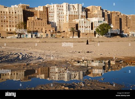 Shibam, yemen architecture hi-res stock photography and images - Alamy