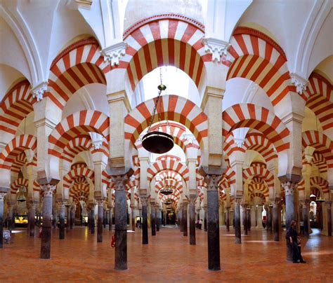 Interior de La Mezquita de Córdoba. Andalucía, Spain. | Mezquita catedral de cordoba, Mezquita ...