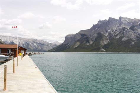 Lake Minnewanka Cruise: Motor Boat and Kayak Rentals & Rates