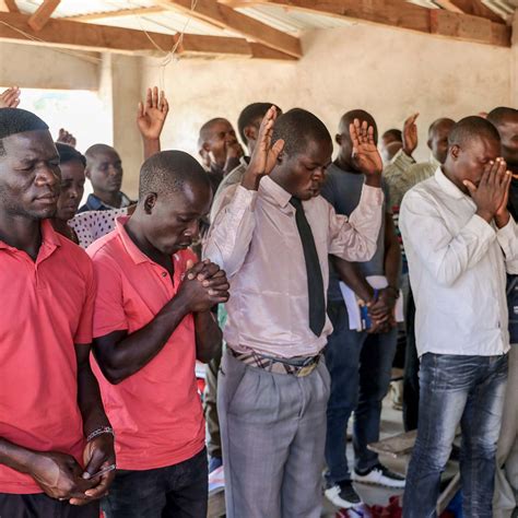 Help Christians in Mozambique - The Voice of the Martyrs