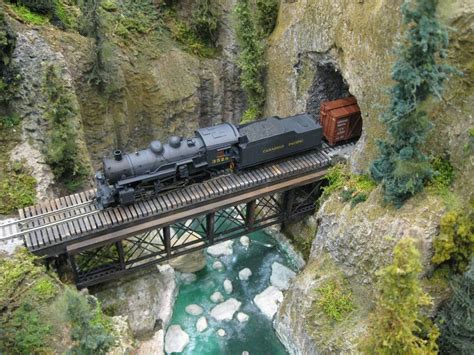 Model Train Scenery | ... Great Canadian Model Railroad: Dave Chomyn's Quintette Tunnels Modules ...