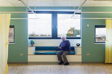 The best types of flooring for dementia patients | RIBAJ