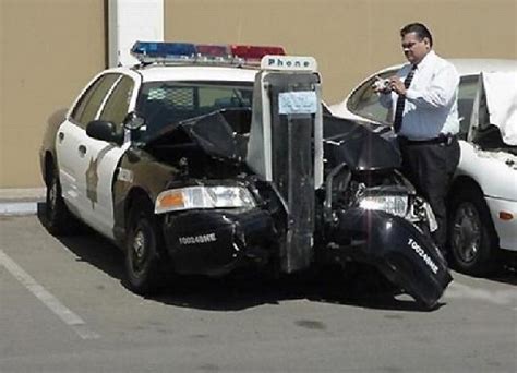 Amazing car photos: funny car crash