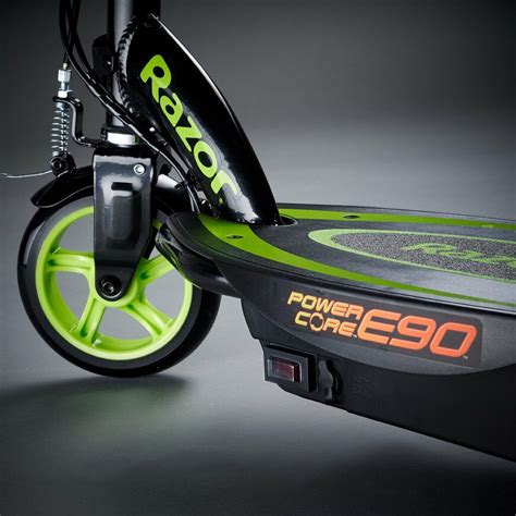 Best Kids Electric Scooter For 6, 7 & 8-Year-Olds? Razor E90 Review.