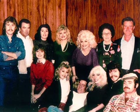 Dolly Parton's siblings: How many does the famous singer have? - Legit.ng