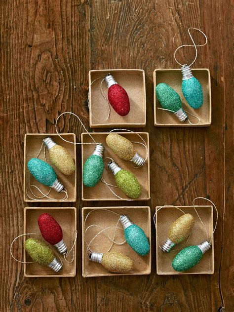 25 Easy Homemade Christmas Ornaments - How To Make DIY Christmas Tree ...