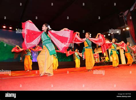 Bodo tribe assam hi-res stock photography and images - Alamy