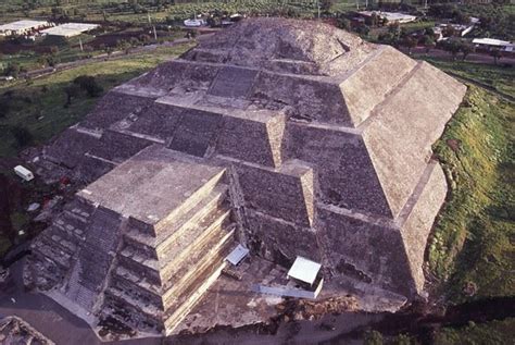 Pyramid of the Moon Project 1988 - 2004 | School of Human Evolution and ...