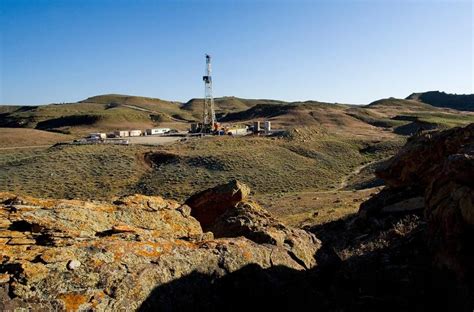 Anadarko Petroleum Divests Wyoming Gas Field For $350 Million | Hart Energy