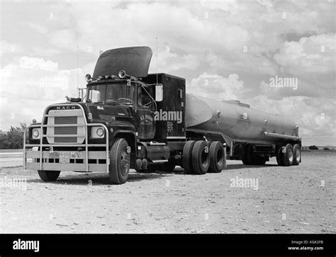 Convoy (1978) Date: 1978 Stock Photo - Alamy