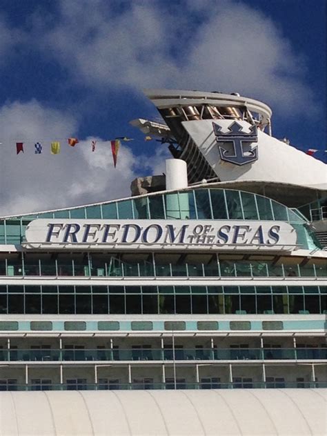 Freedom of the Seas - Reviews and Photos