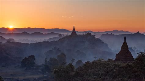 MYANMAR: Cultural Landscapes - LOUIS MONTROSE PHOTOGRAPHY