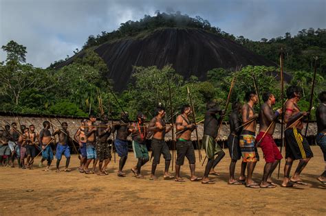 A voz Yanomami | Elástica – Todos do mesmo lado