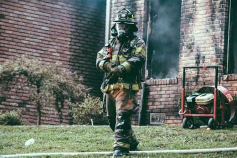 The 6 Best Boots For Firefighters 2024 | FireFighterNow