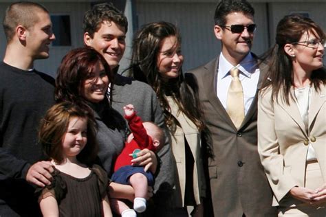 Sarah Palin’s son arrested for domestic violence after fist-fight with ...