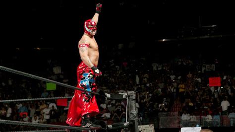 WWE Royal Rumble: Watch Rey Mysterio's victory in Miami in 2006 | WWE News | Sky Sports