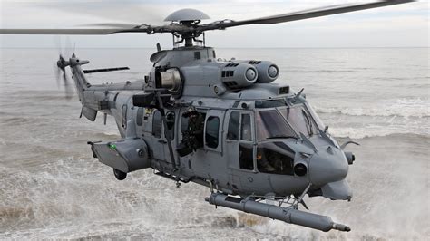 «Airbus Helicopters H225M» HD Wallpapers