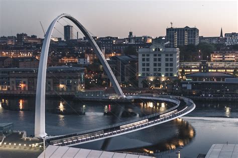 A Walk Along the Bridges of Newcastle | Independent People