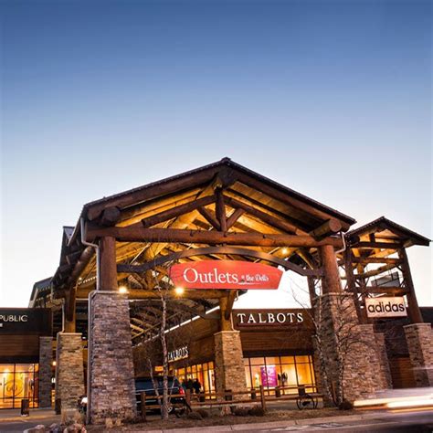 OUTLETS AT THE DELLS | Dells, Outdoor fun, Outdoor mini golf