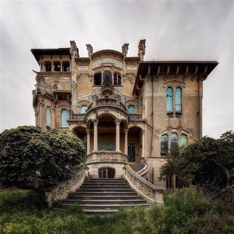 Сохранённые фотографии – 950 фотографий | Mansiones abandonadas, Arquitectura romana, Lugares ...