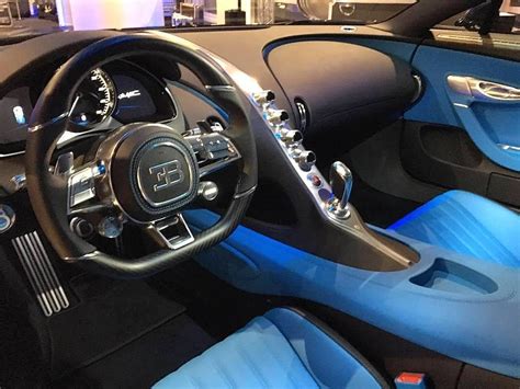 Bugatti Chiron interior black and blue | Bugatti chiron interior, Bugatti, Bugatti chiron