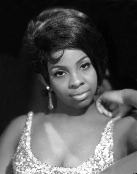 Gladys Knight's Glamorous Style | Gladys knight, Black female singers, Female singers