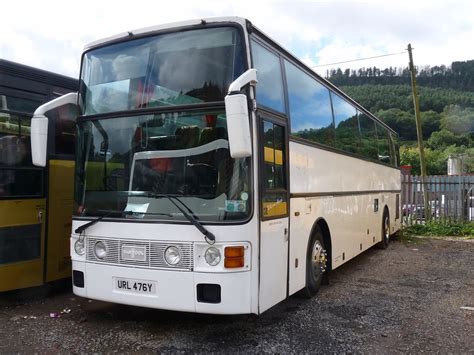 JAMES COACHES URL476Y | Seen in James Coaches yard Sept 2010… | Flickr