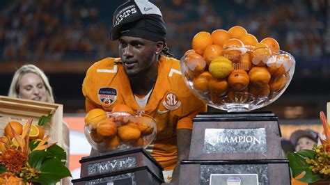 Pahokee's Milton helps No. 6 Tennessee beat No. 10 Clemson in Orange Bowl