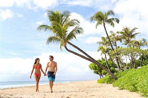 Top 12 Things To Do On Your Maui Honeymoon | Maui Hawaii