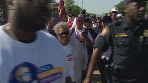 Opal Lee leads Fort Worth Juneteenth Freedom Walk | wfaa.com