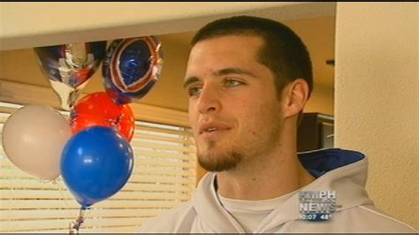 Derek Carr Admires His Super Bowl Winning Brother 2,200 Miles Away | KMPH