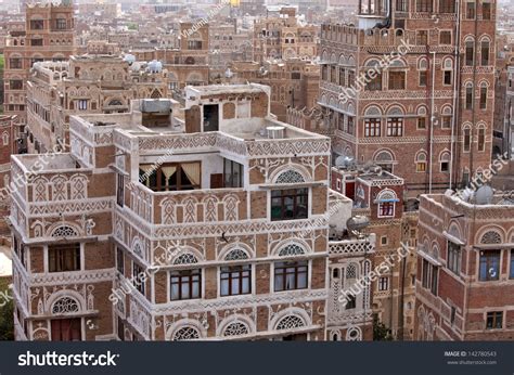 Old Sanaa Buildings Traditional Yemen House Stock Photo 142780543 | Shutterstock