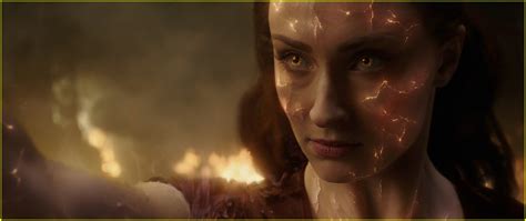 'Dark Phoenix' Ending Was Completely Altered Because It Copied Another Superhero Movie: Photo ...