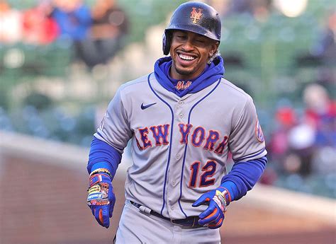 Mets' Francisco Lindor busts out of slump with homer, 3-hit game