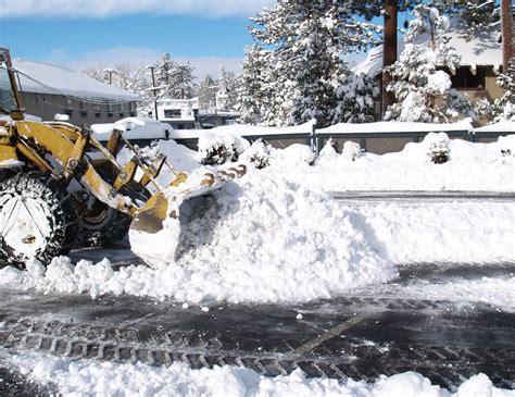 Sidewalk Clearing & Sweeping | Economy Snow Removal