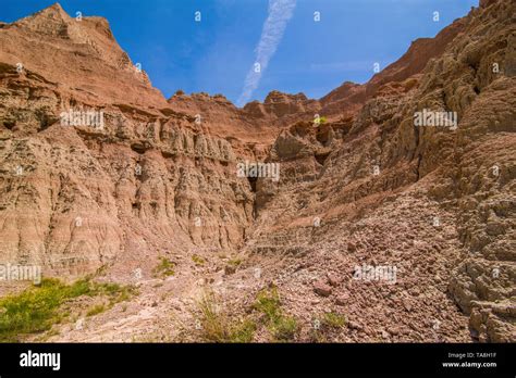 Badlands National Park - Landscape of grasslands and eroded rock ...