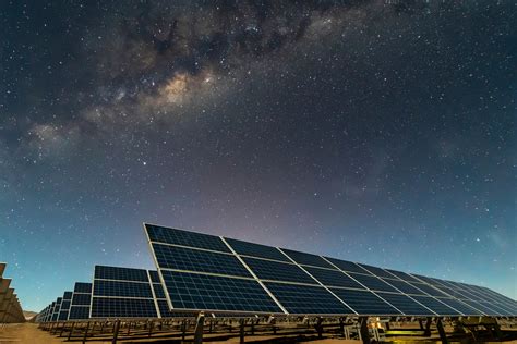 No Sun, No Problem: Neutrino Energy vs. Solar Power - Neutrino Science