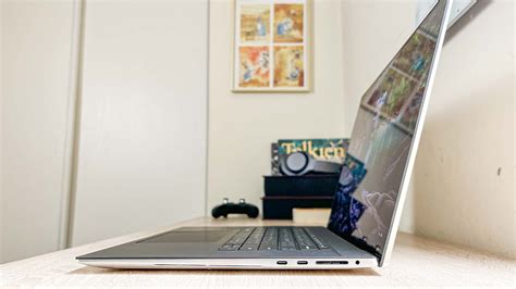 Dell XPS 17 (2023) review: Big screen, big power