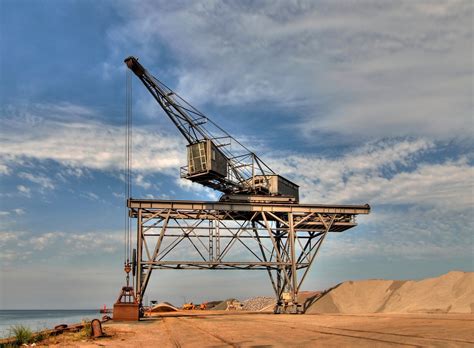 Harbour crane - HDR Free Photo Download | FreeImages