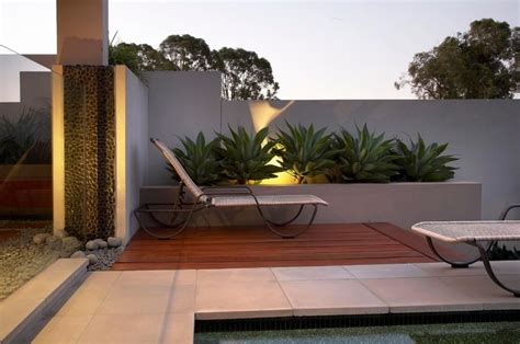 The 20 Best Collection of Modern Outdoor Wall Art