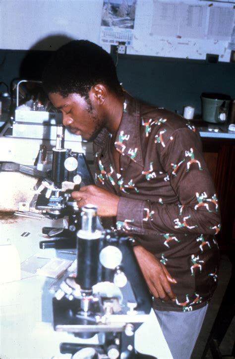 Free picture: laboratory, looking, microscope