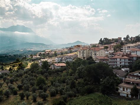 5 Best Mountain Towns to Visit in Abruzzo, Italy