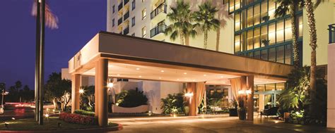 Newport Beach Hotels | Marriott Bayview Hotel in Newport Beach, CA