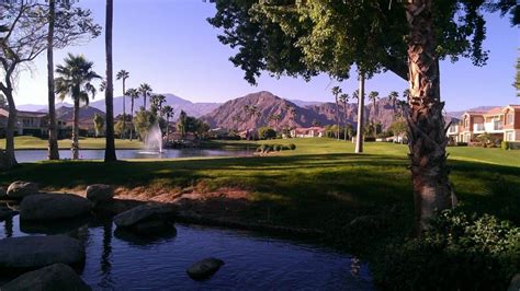 Par 3 in La Quinta California - Palm Royale Country Club