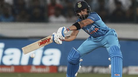 Virat Kohli ends coach Rahul Dravid's supremacy - Crictoday