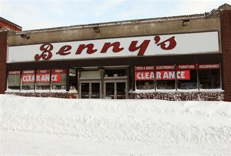 Benny's Store during Blizzard 2015 | New england homes, Middleborough ...